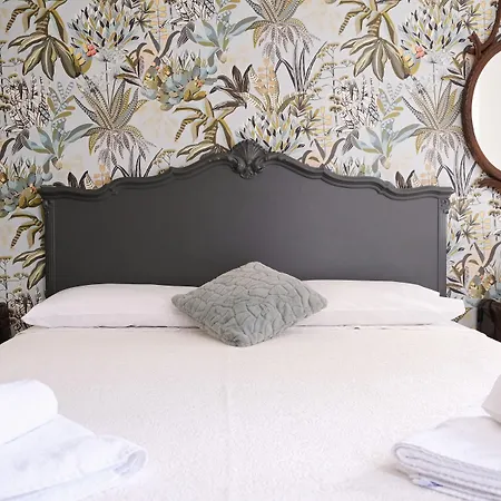 Pensionat Balate Dimora In Centro 4*